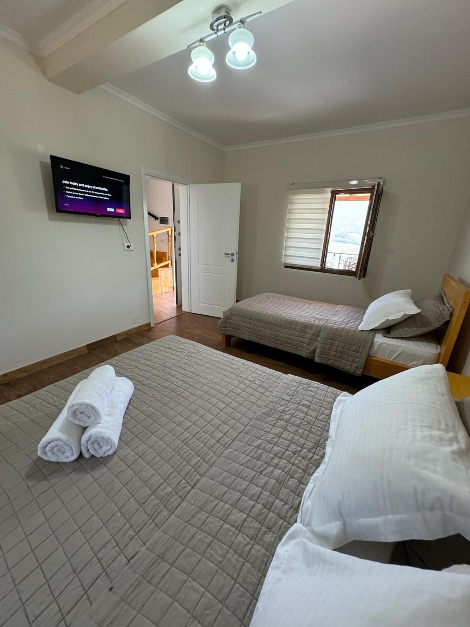 Villa Sana Rooms Përmet Buitenkant foto